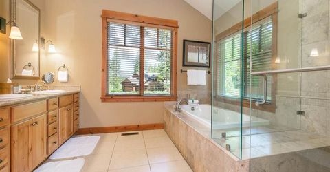 12445 Lookout Loop, Truckee, CA 96161 Photo