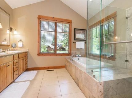 12445 Lookout Loop, Truckee, CA 96161 Photo