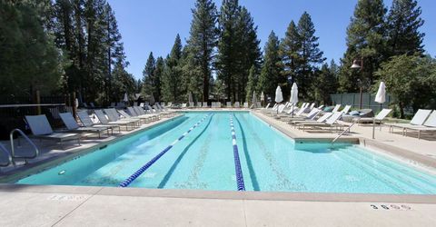 12445 Lookout Loop, Truckee, CA 96161 Photo