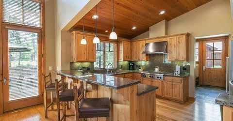 12445 Lookout Loop, Truckee, CA 96161 Photo