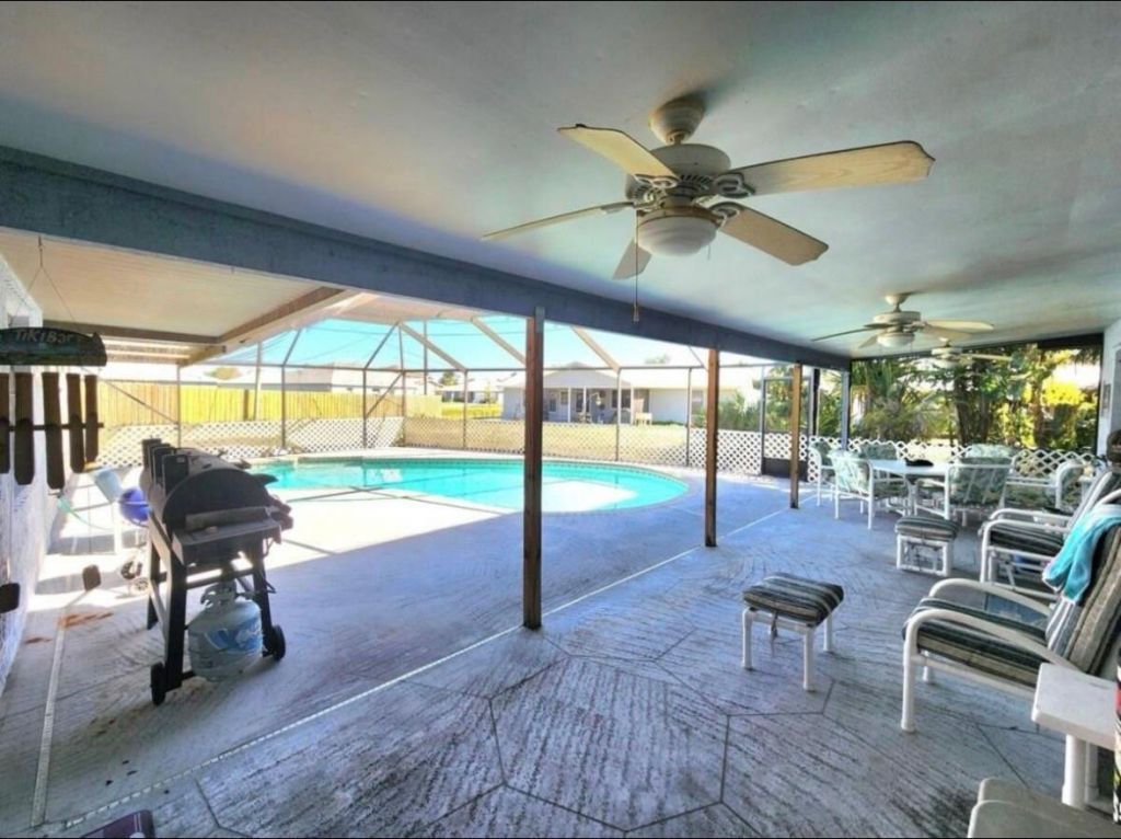 1985 SE Dupont Street, Port Saint Lucie, FL 34952 Photo