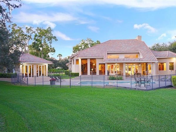 3190 Willow Ln, Weston, FL 33331