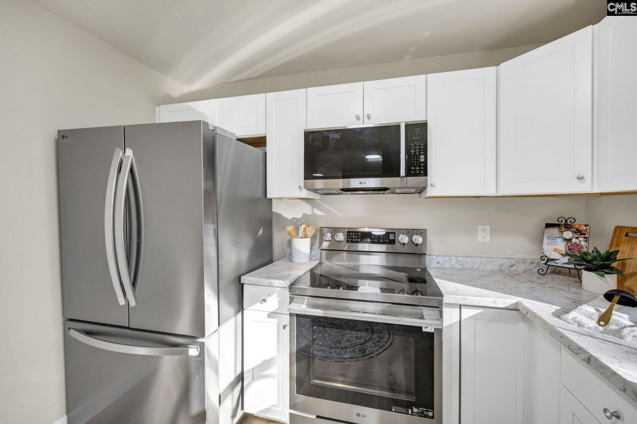 698 Rainbow Acres Road  Photo 13