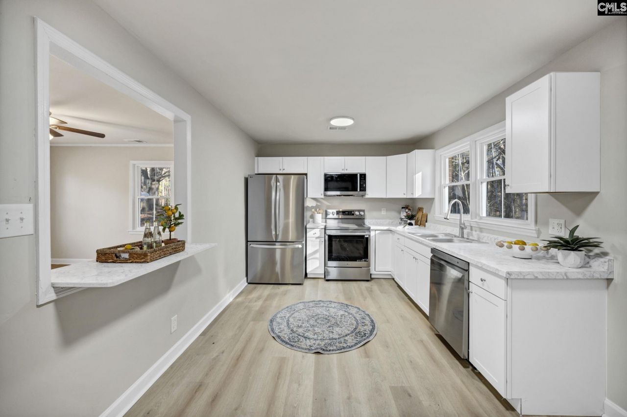 698 Rainbow Acres Road  Photo 9