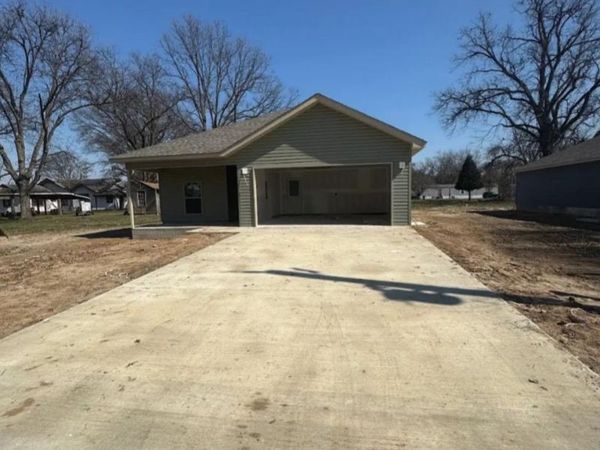 207 Thompson, Luxora, AR 72358