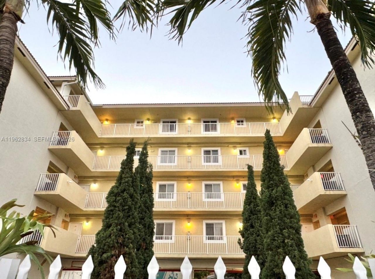 134 SW 7th Ave, Unit 404, Miami, FL 33130 Photo