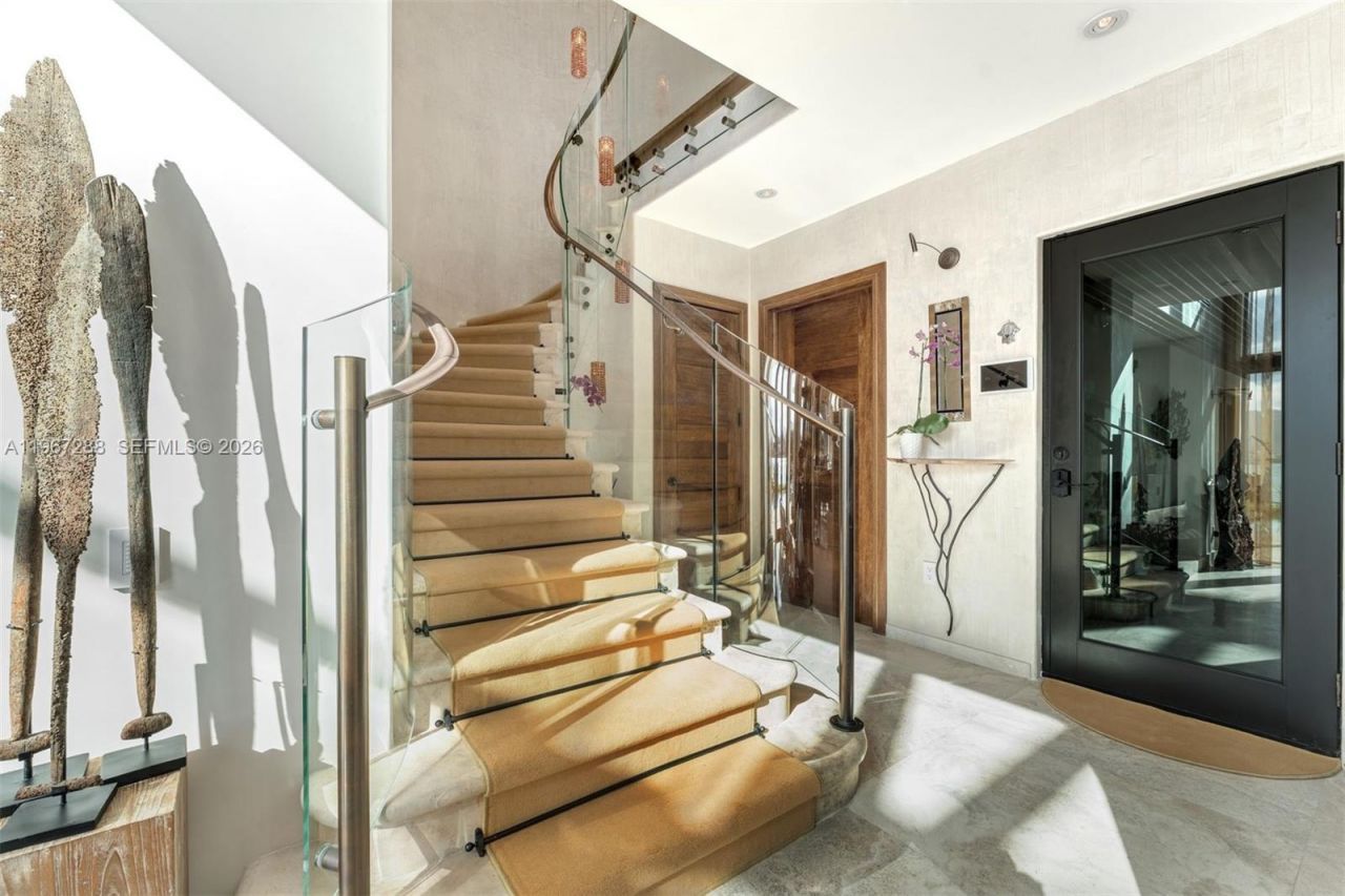 34 W Dilido Dr, Miami Beach, FL 33139 Photo