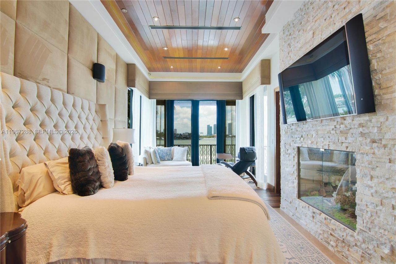 34 W Dilido Dr, Miami Beach, FL 33139 Photo