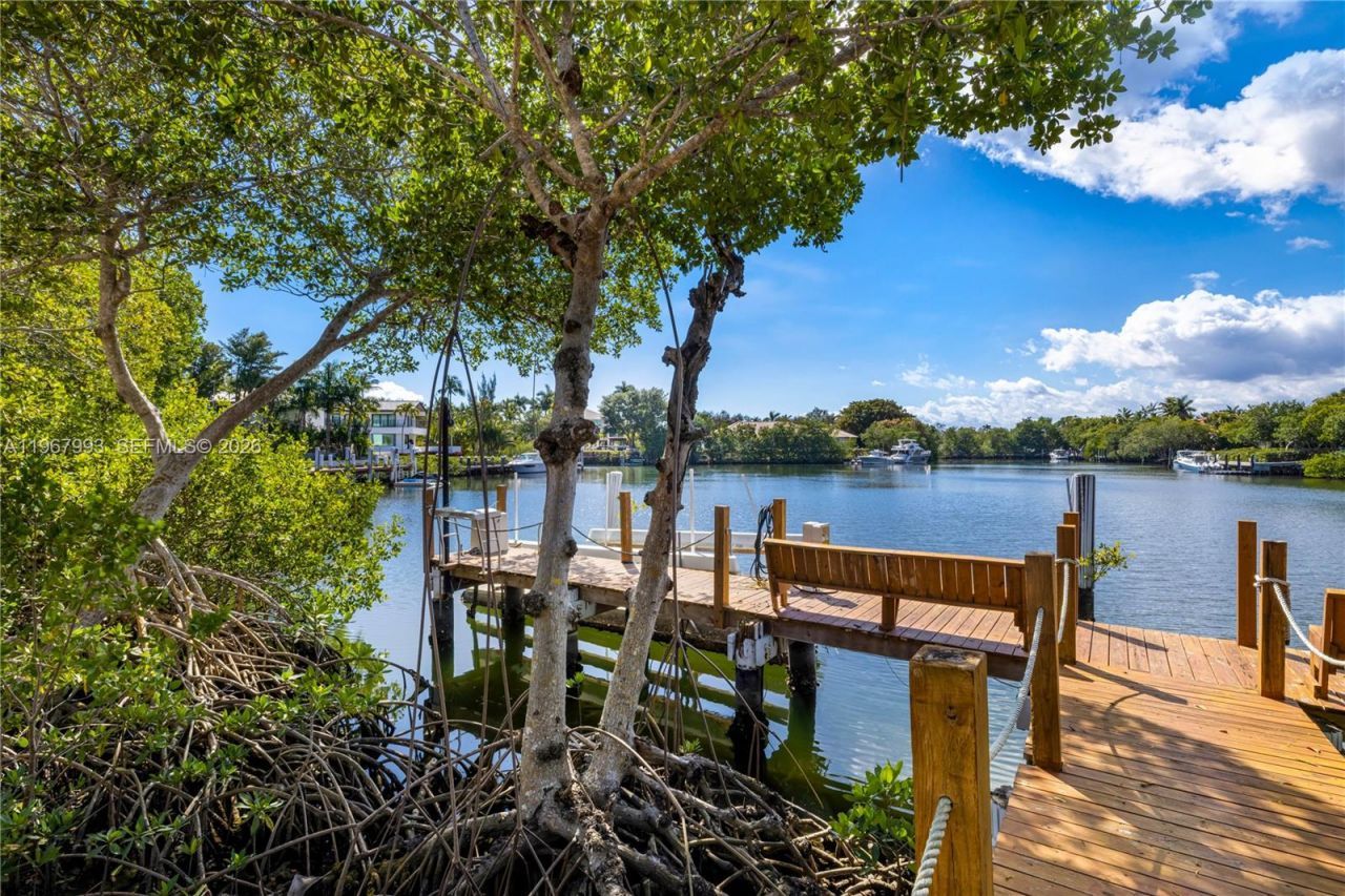 460 Costanera Rd , Coral Gables, FL 33143 Photo