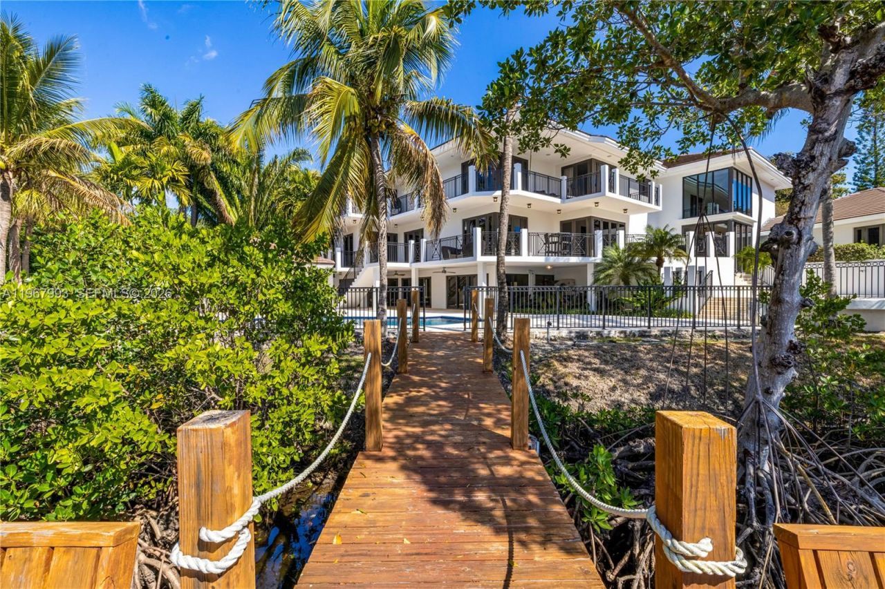 460 Costanera Rd , Coral Gables, FL 33143 Photo