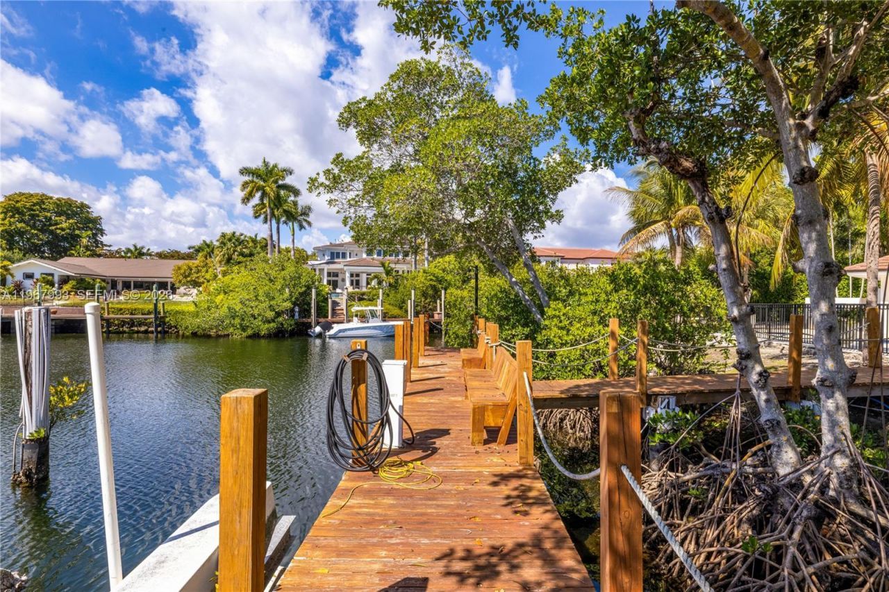 460 Costanera Rd , Coral Gables, FL 33143 Photo