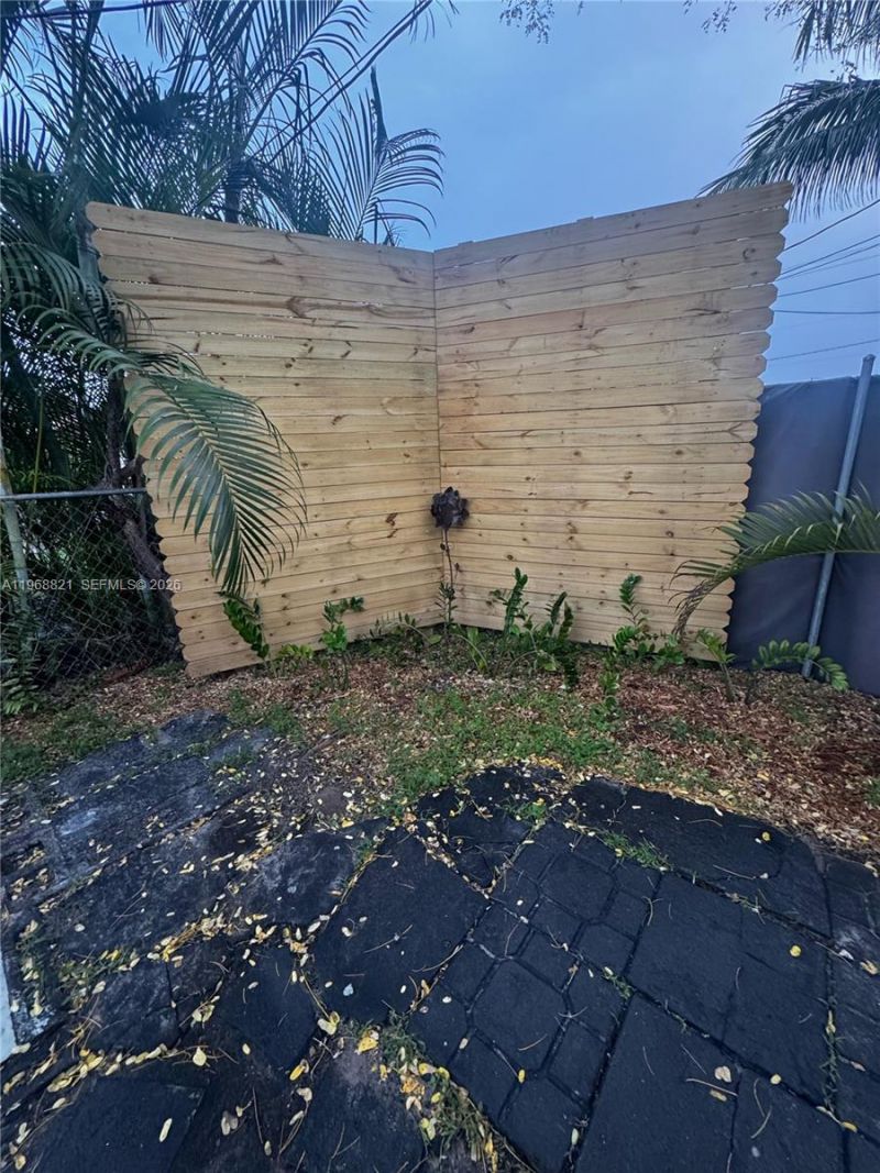 582 E 18th St, Unit C, Hialeah, FL 33013 Photo