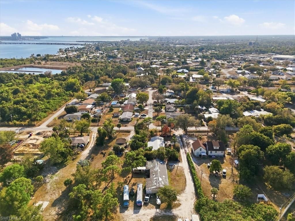 1180 Old Bridge Rd, North Fort Myers, FL 33917 Photo