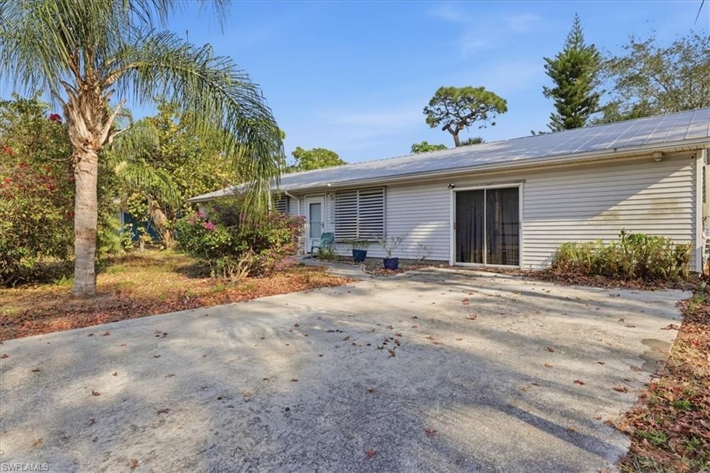 1180 Old Bridge Rd, North Fort Myers, FL 33917 Photo