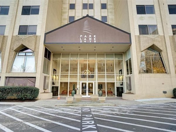 2479 Peachtree Road NE, Unit 1117, Atlanta, GA 30305