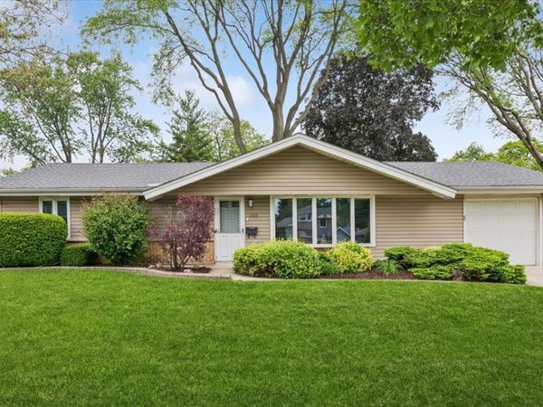 Schaumburg, IL 60193