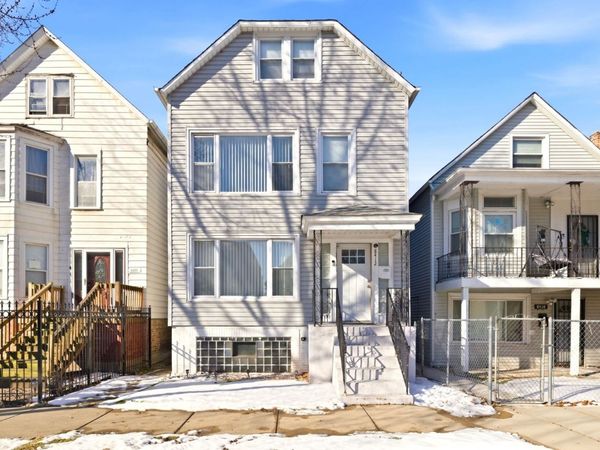 8412 S Manistee Avenue, Chicago, IL 60617