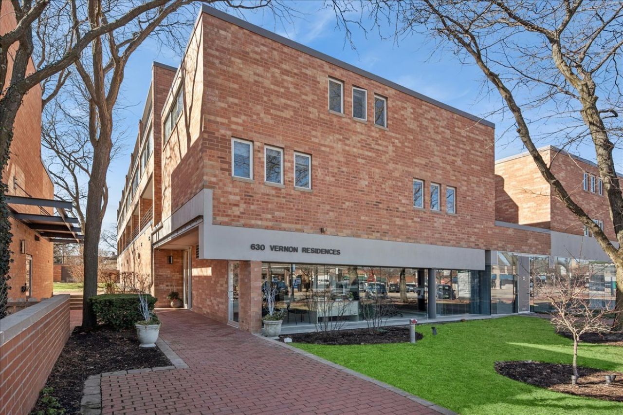 Please Call For Address, Unit 2, Glencoe, IL 60022 Main Photo