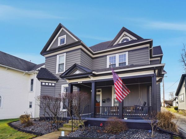 135 N Main Street, Mechanicsburg, OH 43044