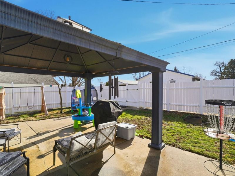 135 N Main Street, Mechanicsburg, OH 43044 Photo 52