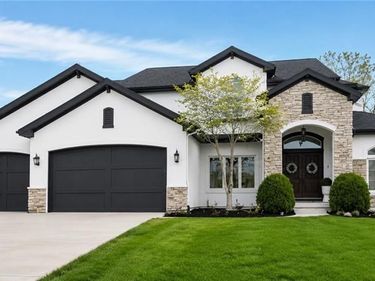 13021 Kelli Drive, Kearney, MO 64060