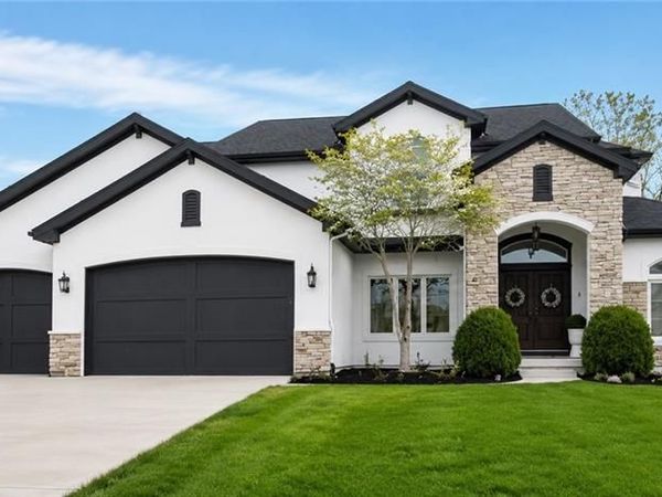 13021 Kelli Drive, Kearney, MO 64060