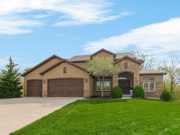 13021 Kelli Drive, Kearney, MO 64060