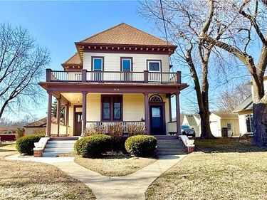 2324 Goff Avenue, St Joseph, MO 64506
