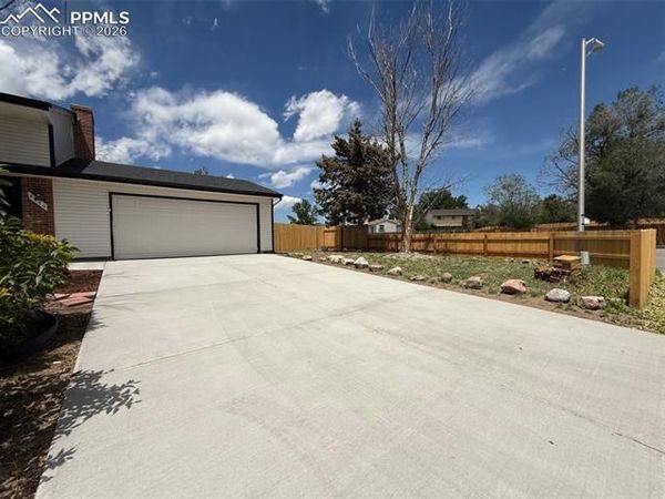 4770 Newton Drive, Colorado Springs, CO 80916