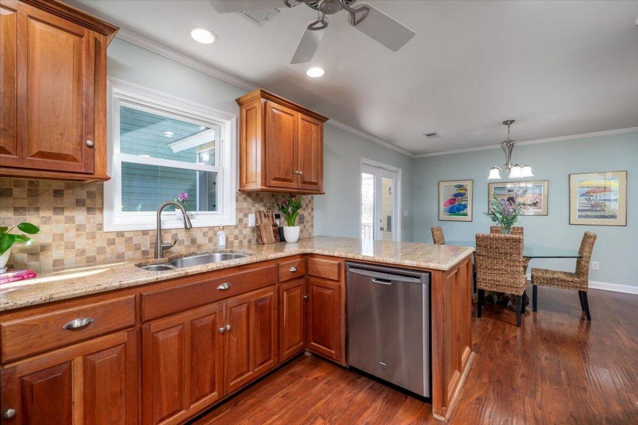 1527 Barquentine Drive Photo 19