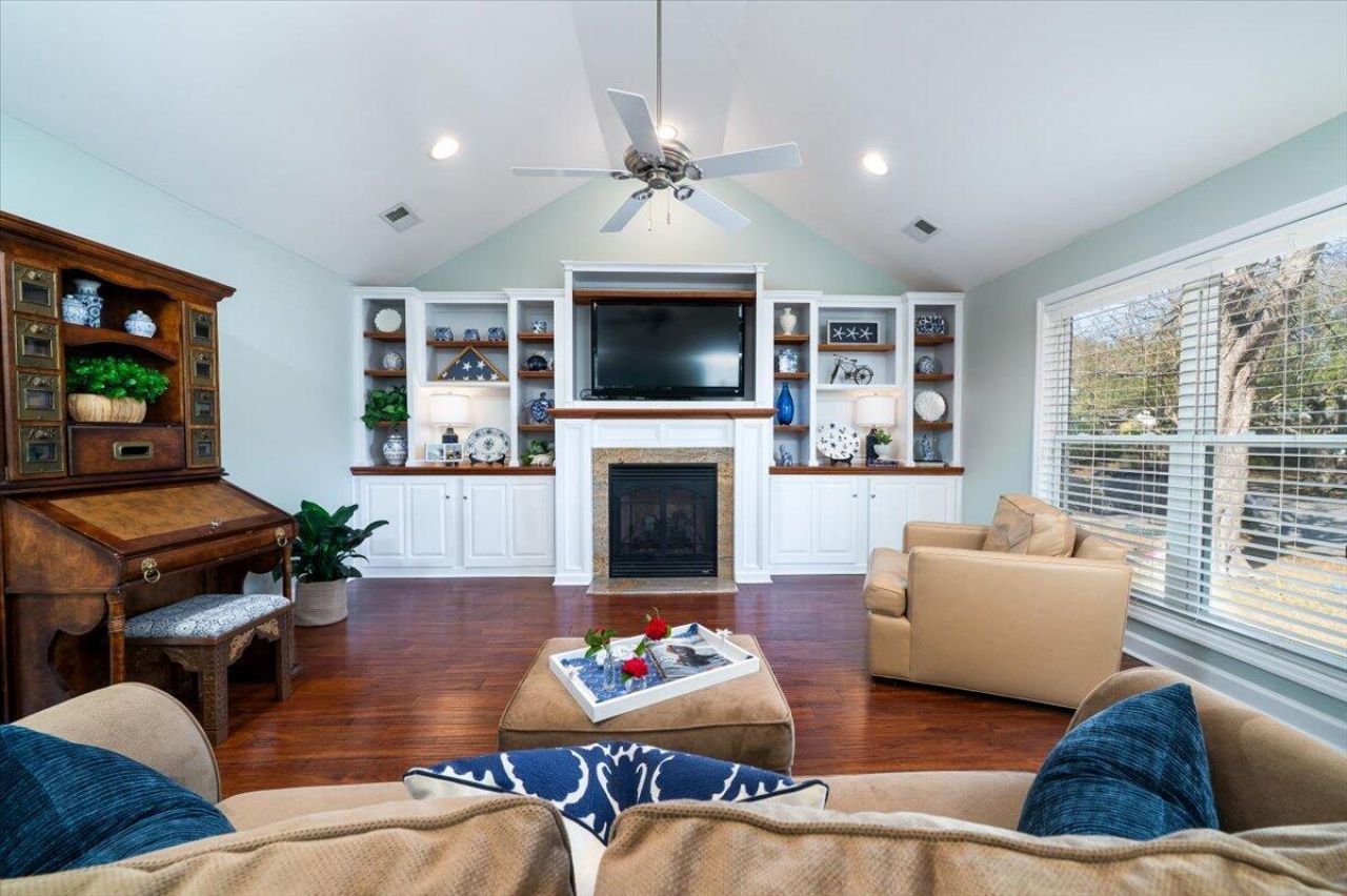 1527 Barquentine Drive Photo 8