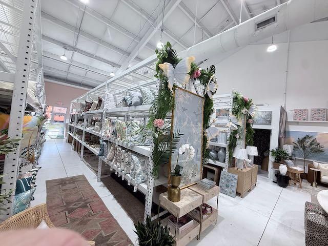 543 Long Point Road  Photo 9