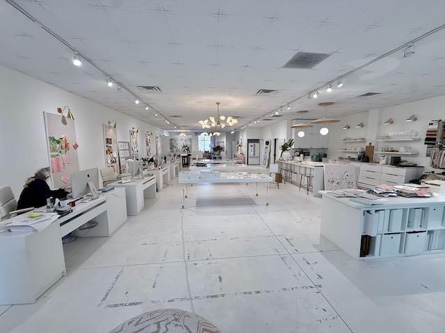 543 Long Point Road Photo 8