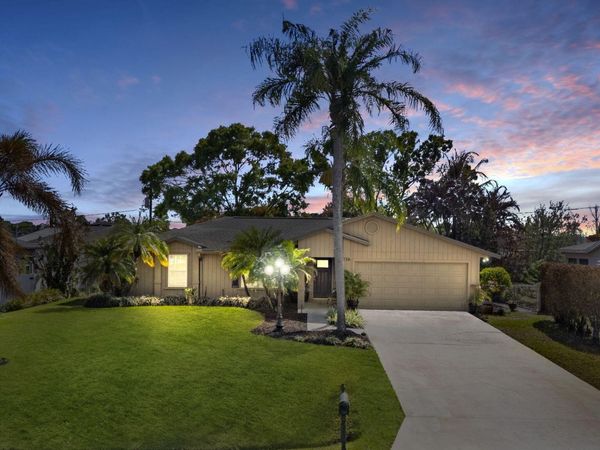 726 NW Placid Avenue, Port St. Lucie, FL 34983