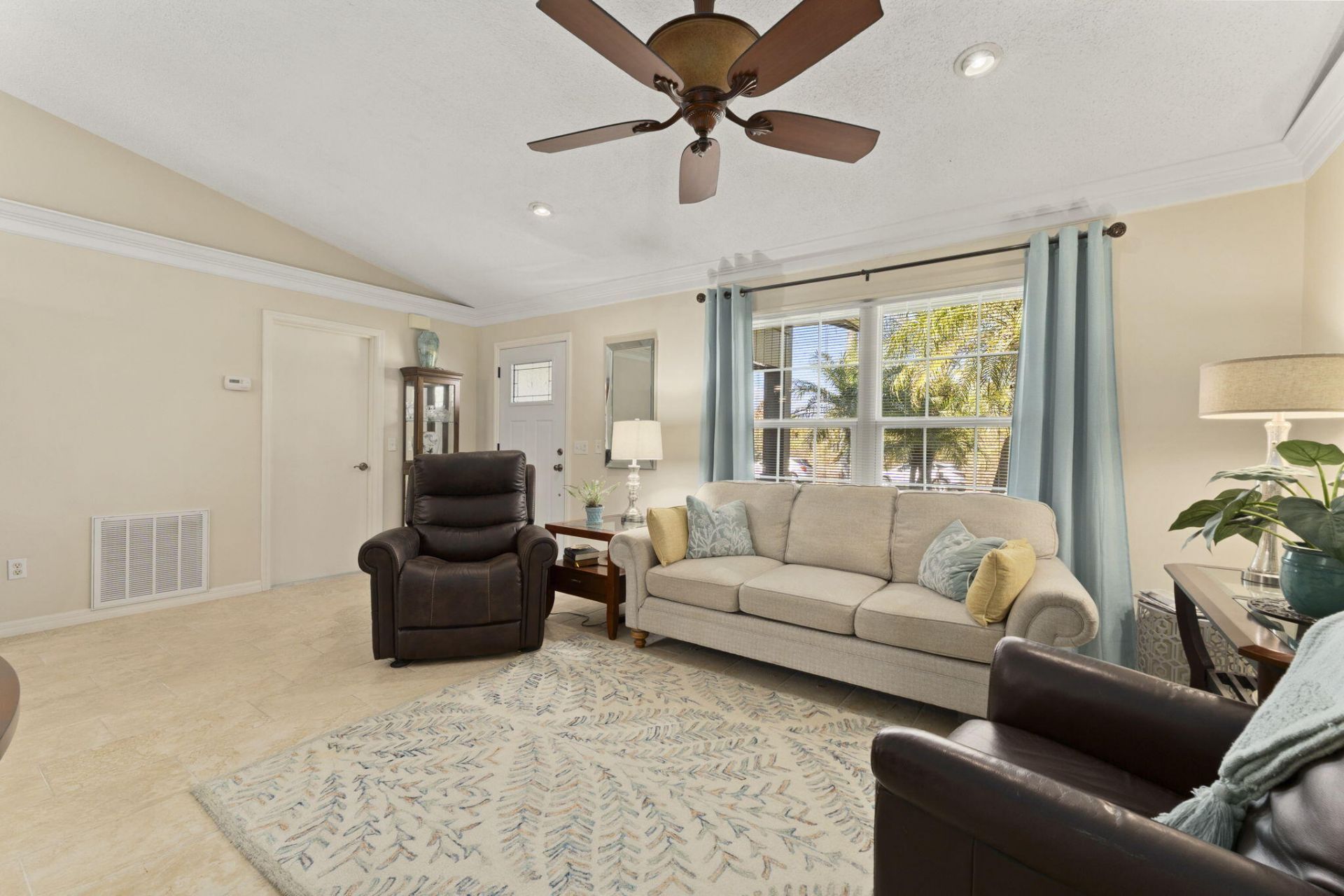 726 NW Placid Avenue, Port Saint Lucie, FL 34983 Photo