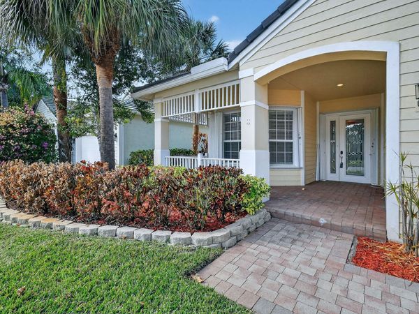 120 NW Willow Grove Avenue, Port St. Lucie, FL 34986