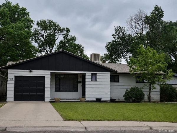 18 Dundee Lane, Pueblo, CO 81001