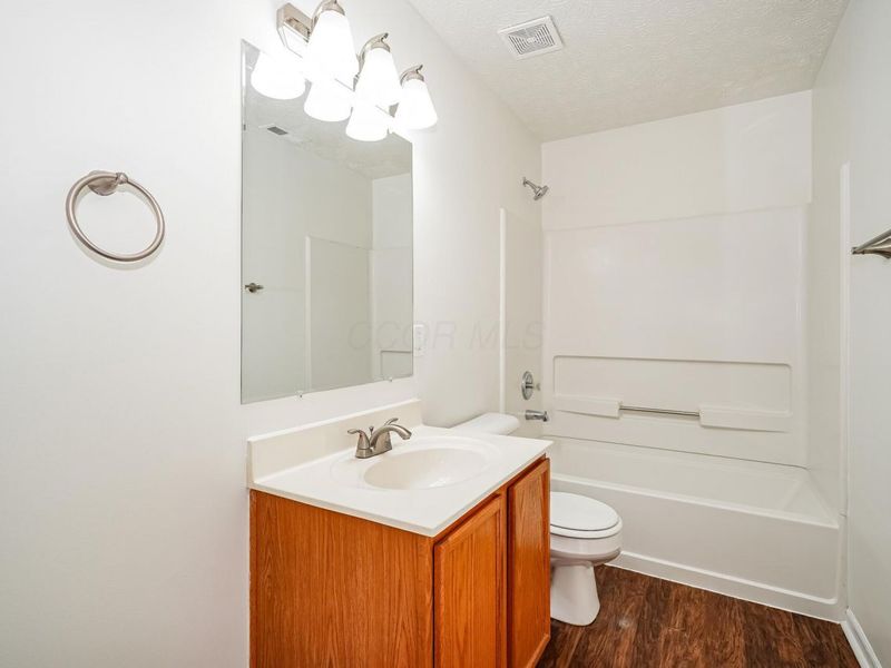 7463 Canal Highlands Boulevard , Canal Winchester, OH 43110 Photo 11