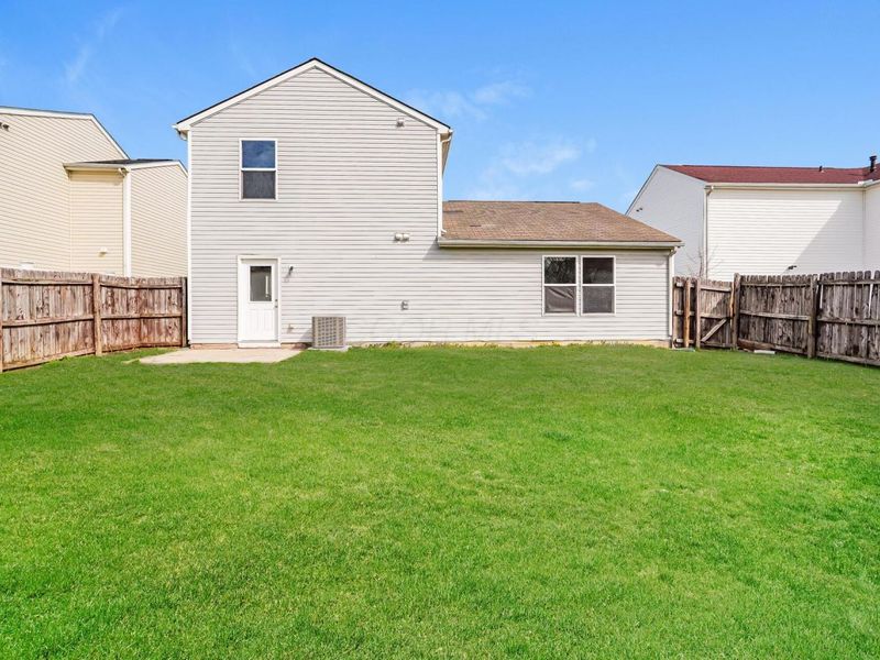 7463 Canal Highlands Boulevard , Canal Winchester, OH 43110 Photo 14