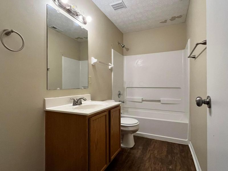 7463 Canal Highlands Boulevard , Canal Winchester, OH 43110 Photo 8