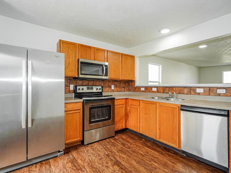 7463 Canal Highlands Boulevard , Canal Winchester, OH 43110 Photo 8