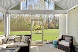 404 Oak View Way photo 4