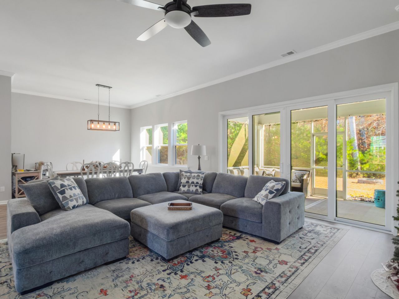 404 Oak View Way Photo 7