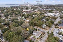 679 King Street photo 4