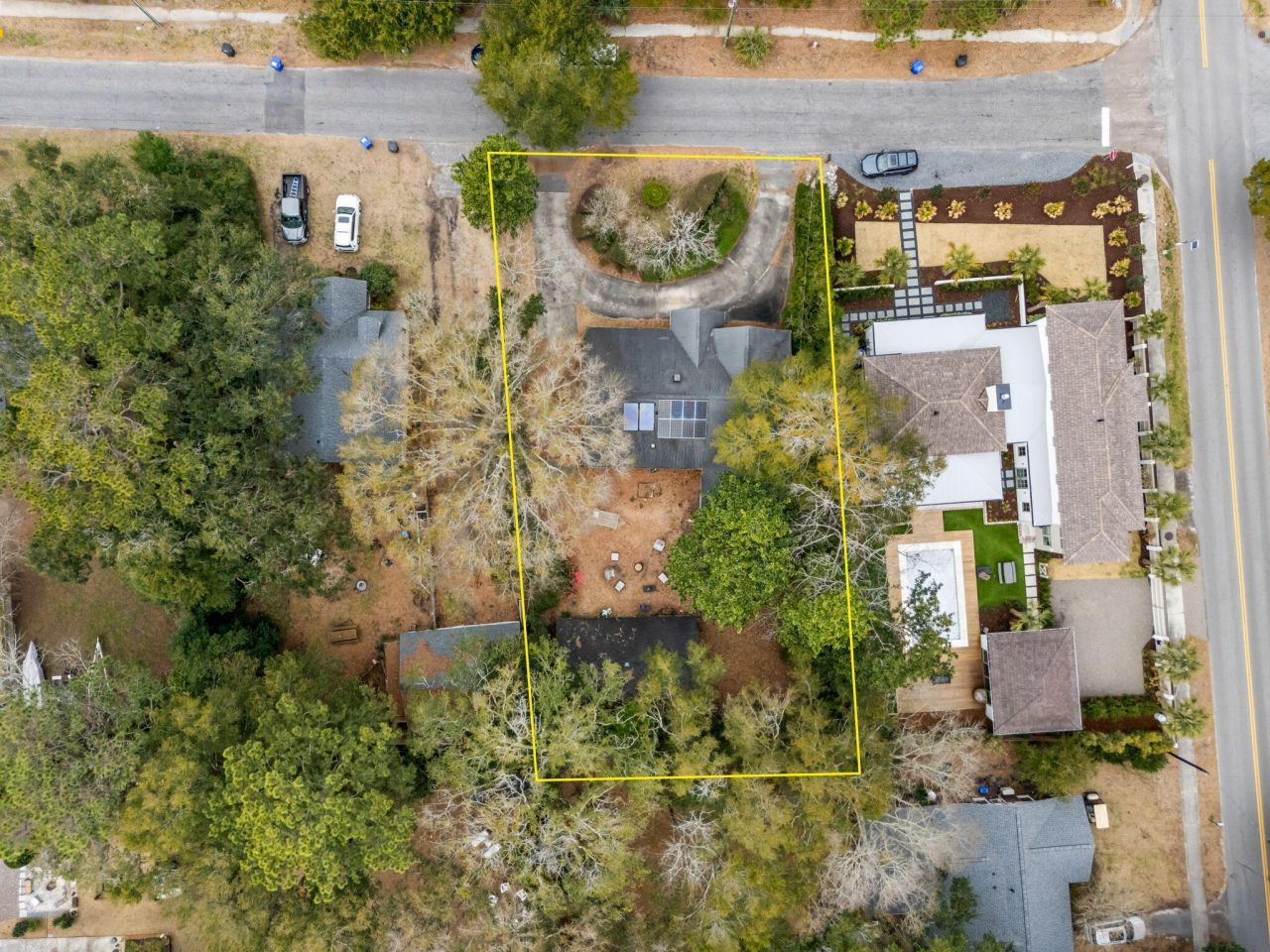 679 King Street Photo 22