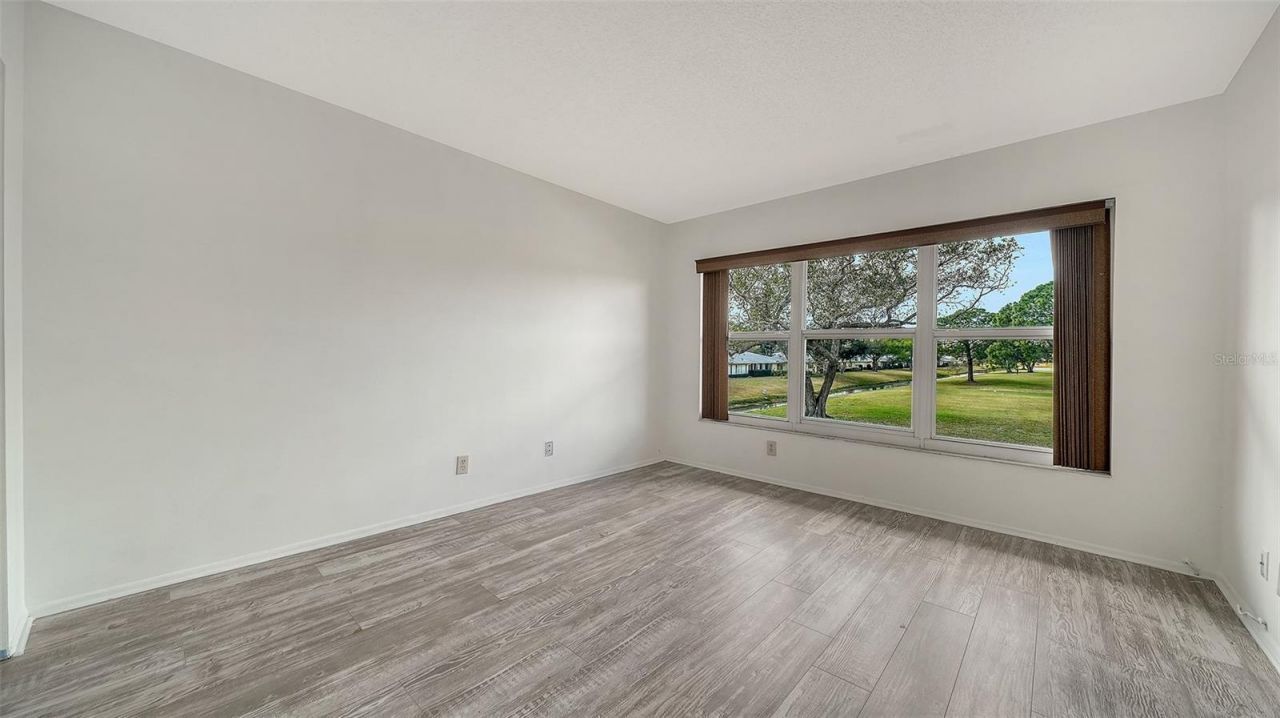 7880 Palm Aire Lane, Unit 203, Sarasota, FL 34243 Photo