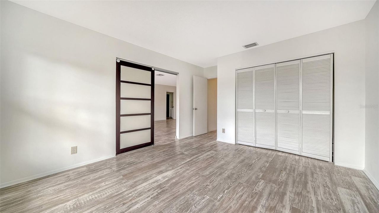 7880 Palm Aire Lane, Unit 203, Sarasota, FL 34243 Photo