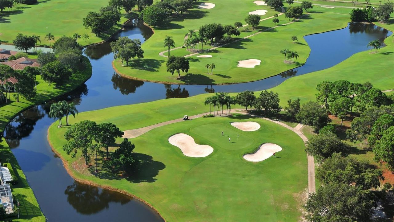 7880 Palm Aire Lane, Unit 203, Sarasota, FL 34243 Photo