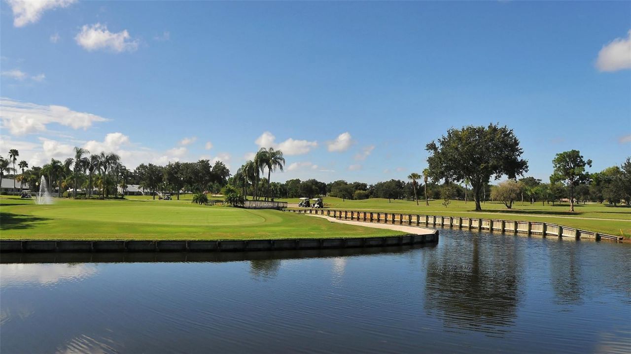 7880 Palm Aire Lane, Unit 203, Sarasota, FL 34243 Photo