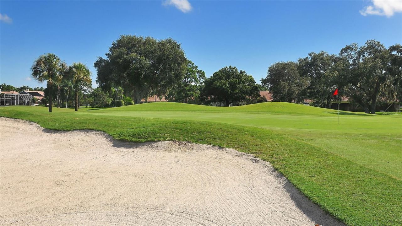 7880 Palm Aire Lane, Unit 203, Sarasota, FL 34243 Photo